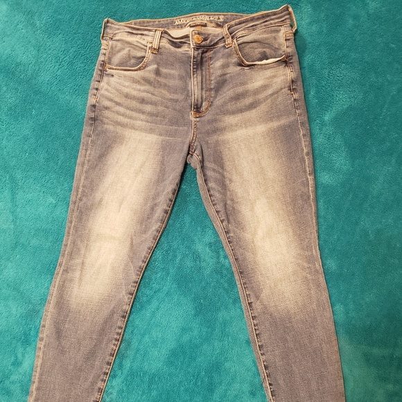 American Eagle Hi-Rise Jeggings - Picture 4 of 8